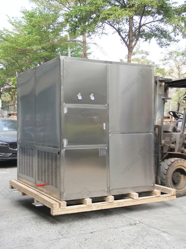 Shipment of Industrial 1 Ton Ice Cube Machine